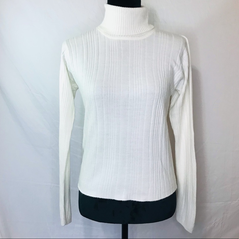 Bravo Women’s sweater